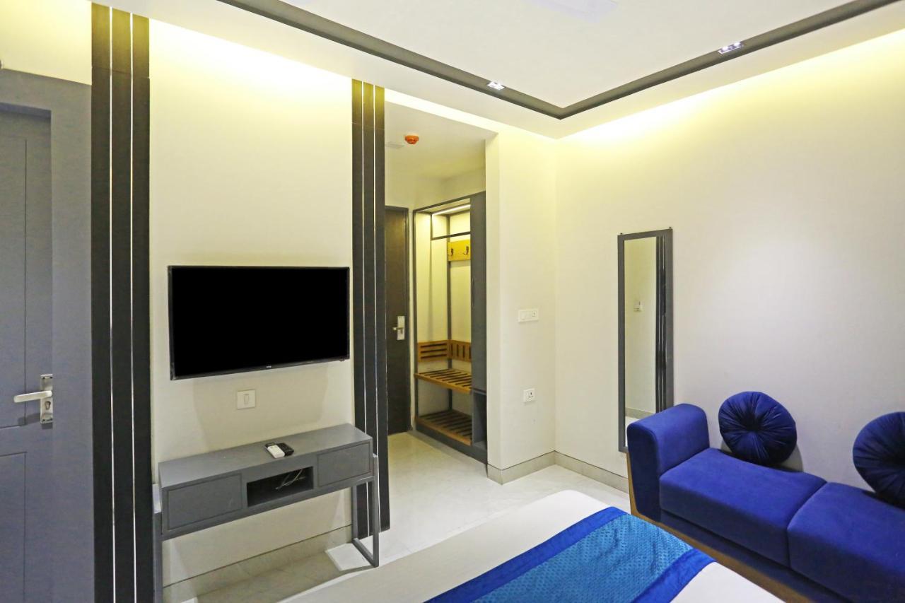 Hotel Apple Villa - Near Delhi Airport With Free Airport Transsfer Nowe Delhi Zewnętrze zdjęcie
