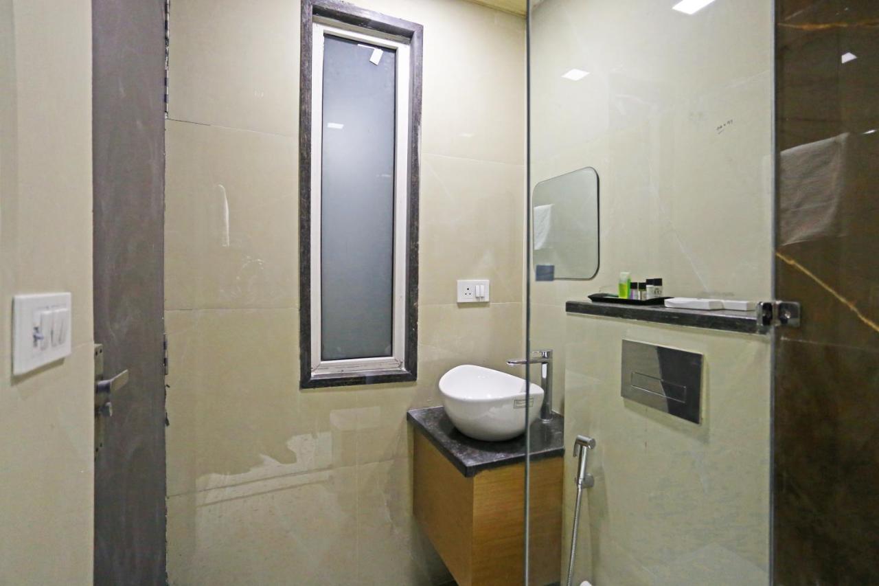 Hotel Apple Villa - Near Delhi Airport With Free Airport Transsfer Nowe Delhi Zewnętrze zdjęcie