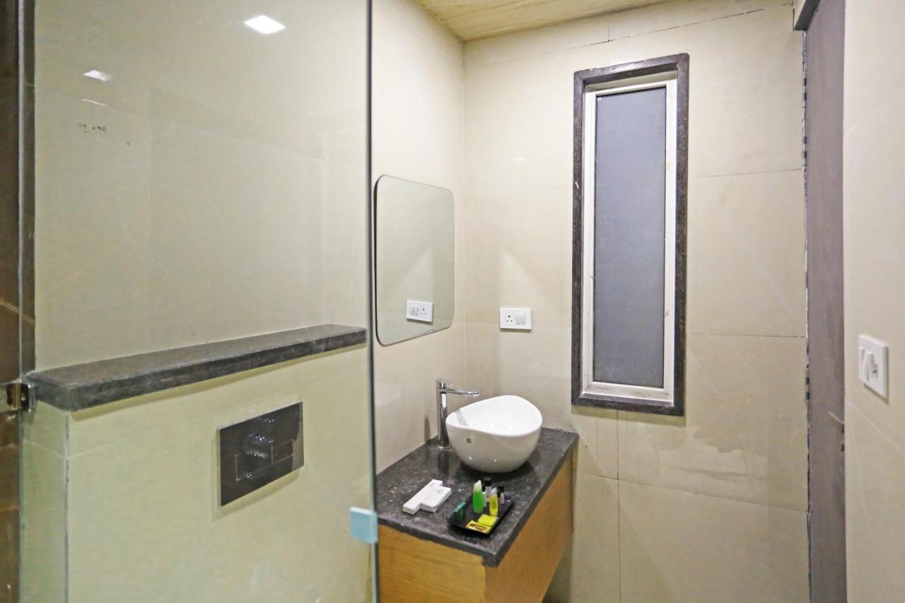 Hotel Apple Villa - Near Delhi Airport With Free Airport Transsfer Nowe Delhi Zewnętrze zdjęcie