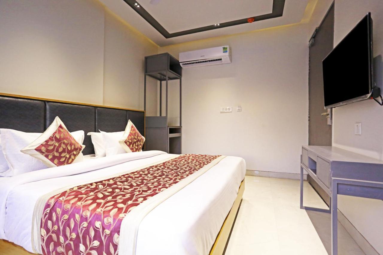 Hotel Apple Villa - Near Delhi Airport With Free Airport Transsfer Nowe Delhi Zewnętrze zdjęcie