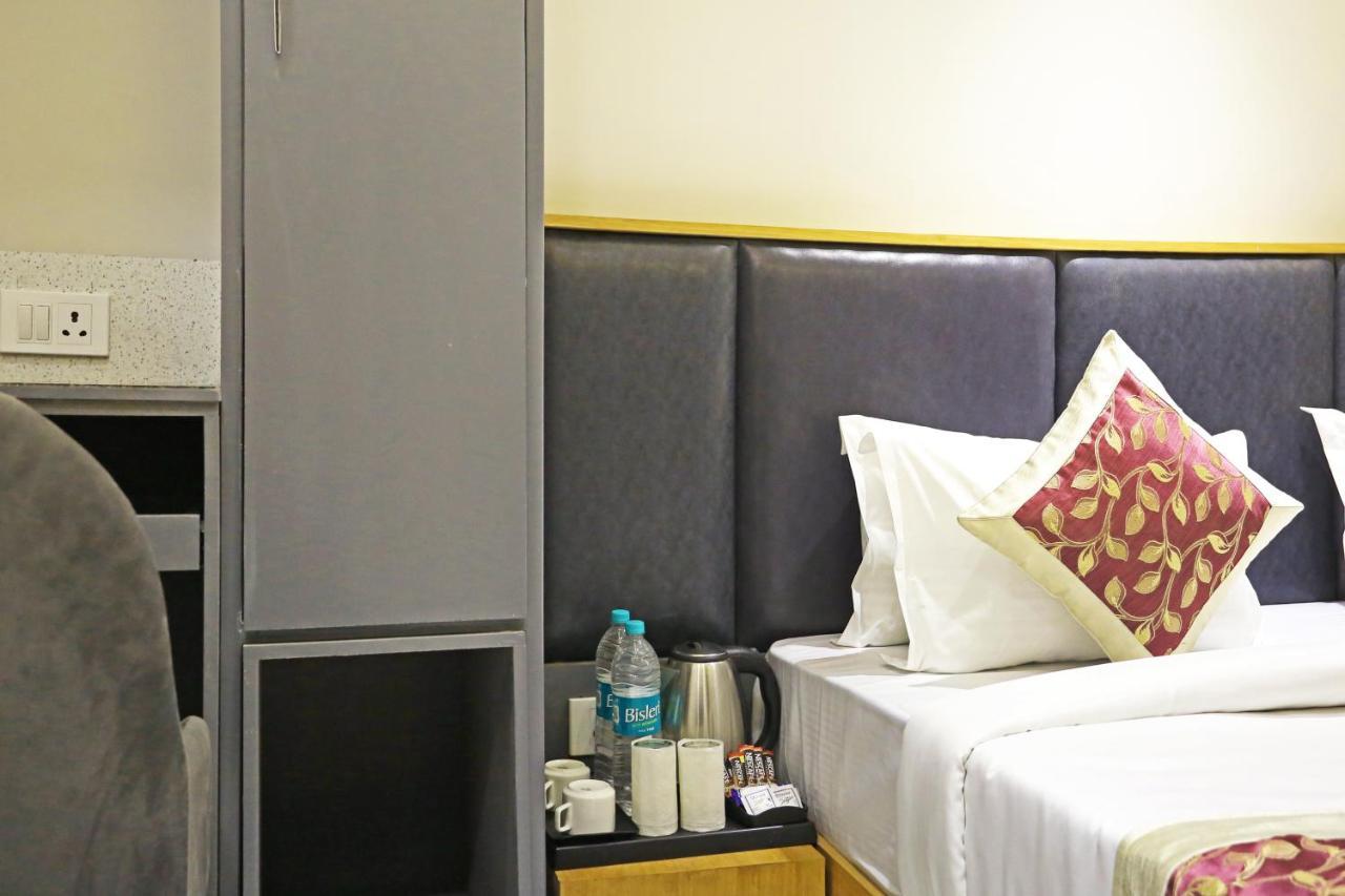 Hotel Apple Villa - Near Delhi Airport With Free Airport Transsfer Nowe Delhi Zewnętrze zdjęcie