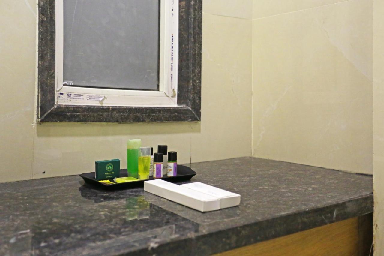Hotel Apple Villa - Near Delhi Airport With Free Airport Transsfer Nowe Delhi Zewnętrze zdjęcie