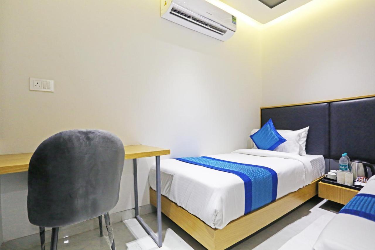 Hotel Apple Villa - Near Delhi Airport With Free Airport Transsfer Nowe Delhi Zewnętrze zdjęcie